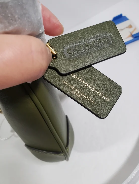 Coach Hamptons HoBo Bag in Brass/Olive Glovetanned Leather NWT - Picture 4 of 7